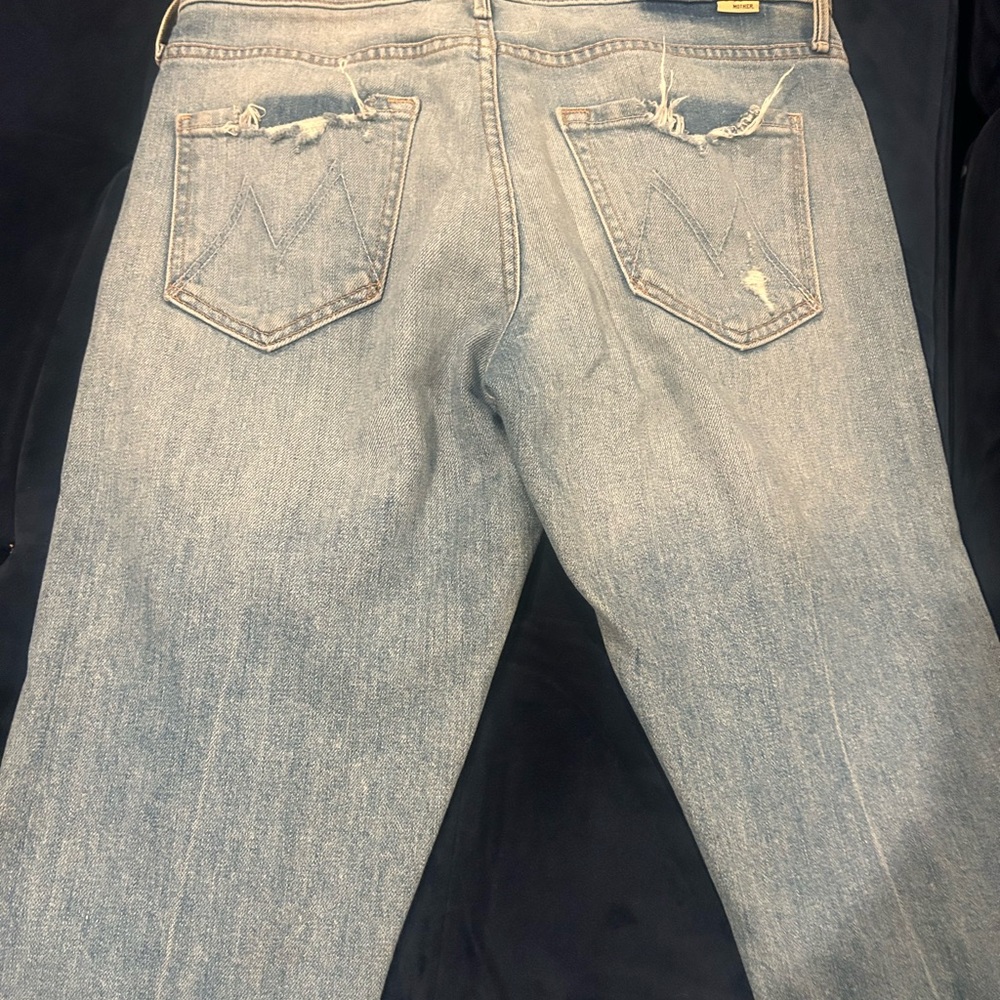 MOTHER Faded Blue Distressed Cropped Jeans - Picture 2 of 4